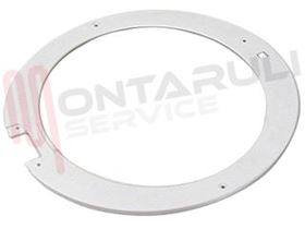 Visualizza i dettagli per CORNICE OBLO' POSTERIORE Immagine di CORNICE OBLO' POSTERIORE