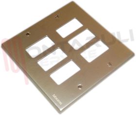 Visualizza i dettagli per PLACCA 6 POSTI ANODIZZATA BTICINO Immagine di PLACCA 6 POSTI ANODIZZATA BTICINO