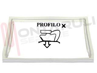 Immagine di GUARNIZIONE MAGNETICA 4L NERA 0395X570MM. SEZ.X CANTINETTA