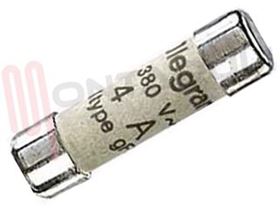Visualizza i dettagli per FUSIBILE CILINDRICO AM 8,5X31,5MM 4A 400V SENZA PERCUSSORE Immagine di FUSIBILE CILINDRICO AM 8,5X31,5MM 4A 400V SENZA PERCUSSORE