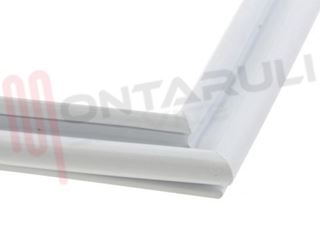Immagine di GUARNIZIONE MAGNETICA 4L BIANCA 0405X580MM. SEZ.L