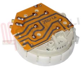 Visualizza i dettagli per PRESSOSTATO 3 LIVELLI 6C CON BASETTA TUBICINO LATERALE Immagine di PRESSOSTATO 3 LIVELLI 6C CON BASETTA TUBICINO LATERALE