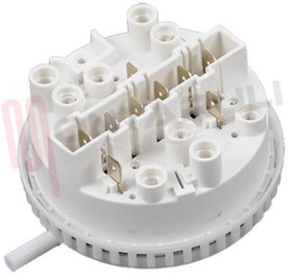 Immagine di PRESSOSTATO 3 LIVELLI 9C 100/55 - 70/40 - 145/100