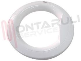 Visualizza i dettagli per CORNICE OBLO' ANTERIORE BIANCA CON LOGO WHIRLPOOL Immagine di CORNICE OBLO' ANTERIORE BIANCA CON LOGO WHIRLPOOL