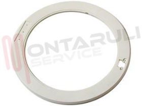 Visualizza i dettagli per CORNICE OBLO' POSTERIORE BIANCA Immagine di CORNICE OBLO' POSTERIORE BIANCA