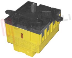 Visualizza i dettagli per SEZIONATORE SE63 4P RETRO TIPO R Immagine di SEZIONATORE SE63 4P RETRO TIPO R